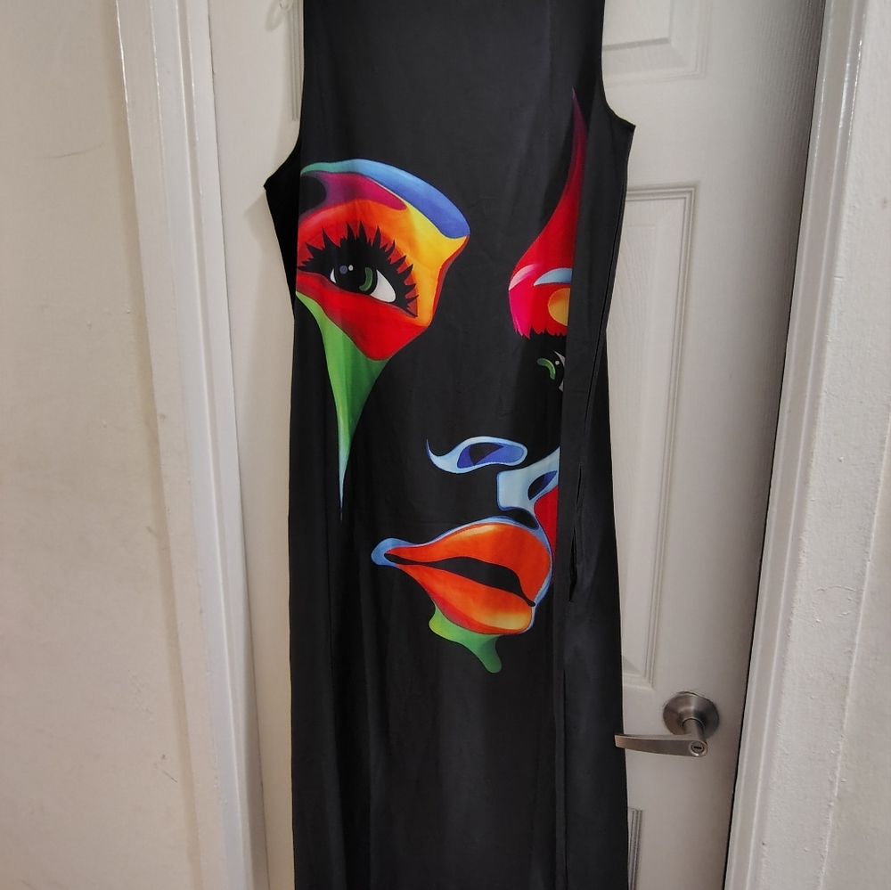 Vibrant Face Design Maxi Dress
